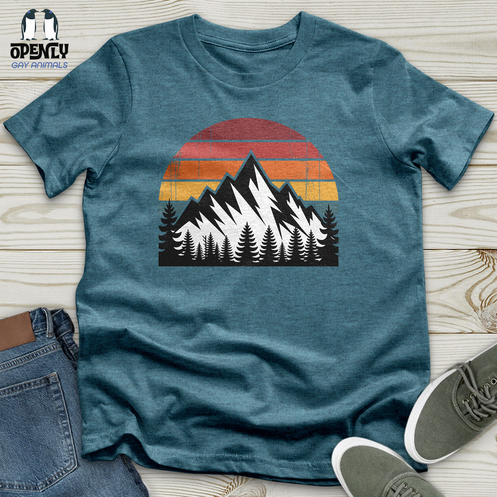 Retro Vintage Mountain Unisex T-Shirt