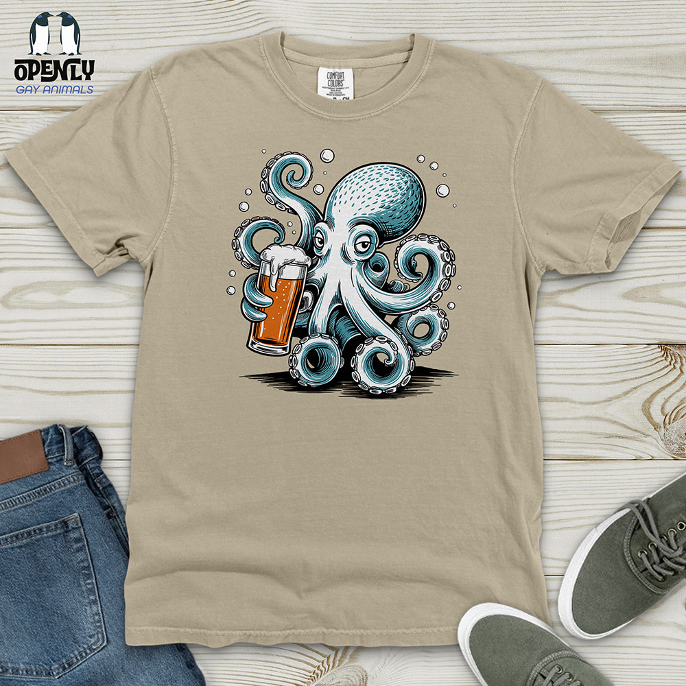 Octopus Holding Beer Glass Heavy Cotton Comfort Colors Tee