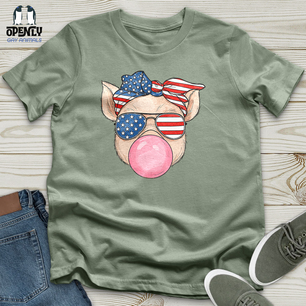 Patriotic Pig Blowing Bubble Gum Unisex T-Shirt