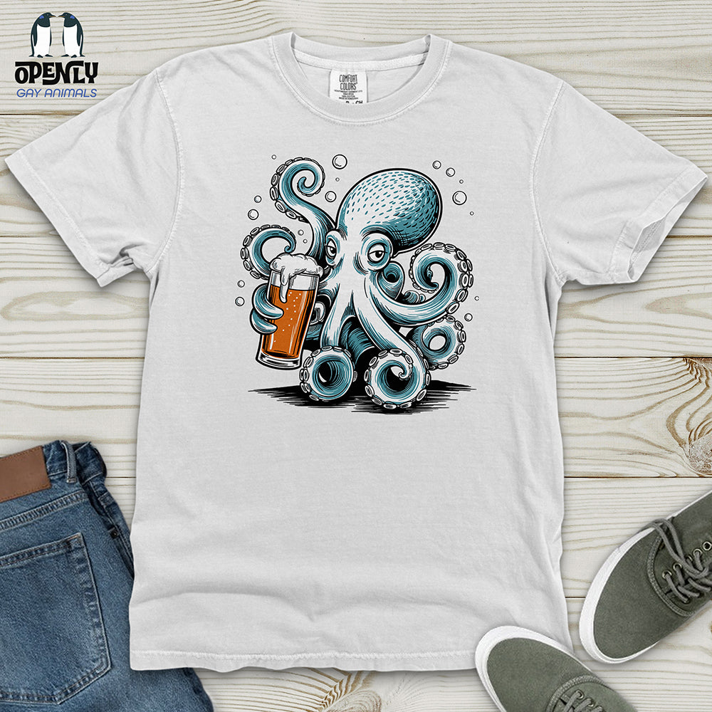 Octopus Holding Beer Glass Heavy Cotton Comfort Colors Tee